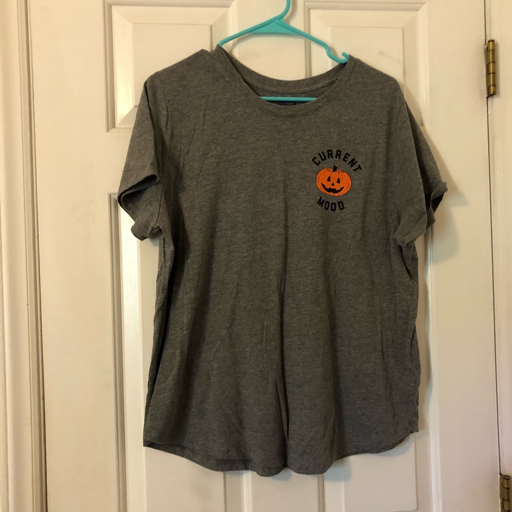 Old navy Halloween t shirt size XL